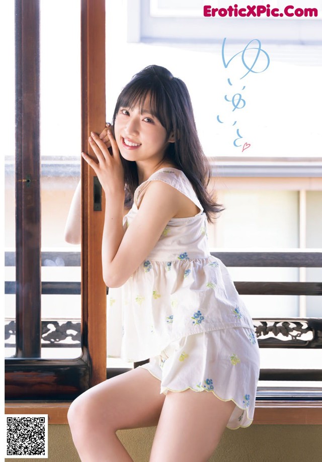 Yui Oguri 小栗有以, Shonen Champion 2022 No.19 (少年チャンピオン 2022年19号) No.a81386